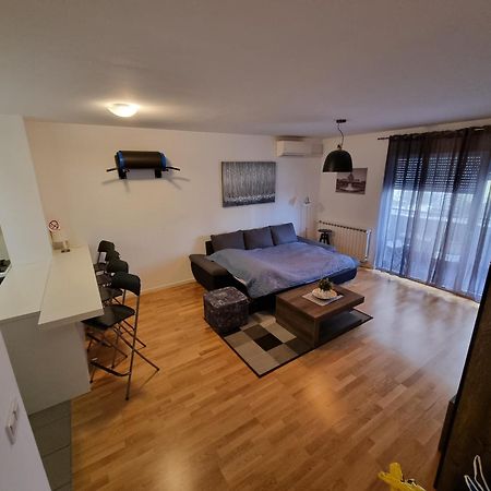 City Style Apartment-New Загреб Екстер'єр фото